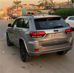 جیپ گراند شیرۆکی